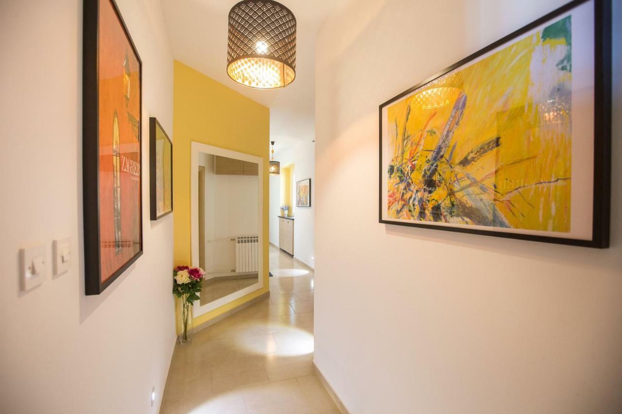 Angela Main Street Luxury Apartment Zagreb Extérieur photo