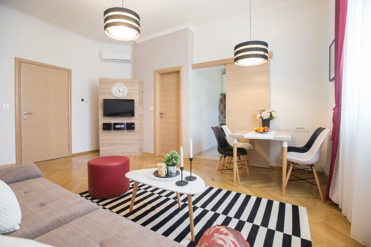 Angela Main Street Luxury Apartment Zagreb Extérieur photo