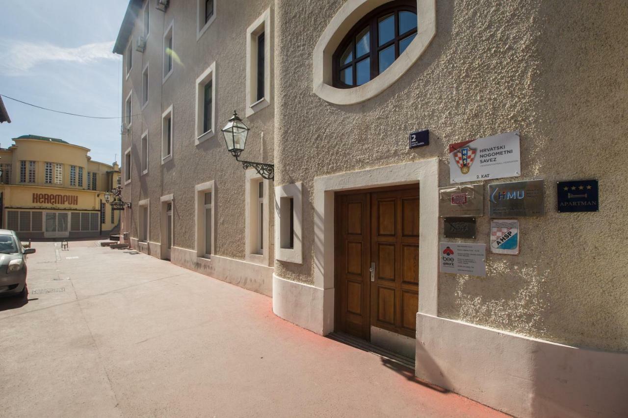Angela Main Street Luxury Apartment Zagreb Extérieur photo