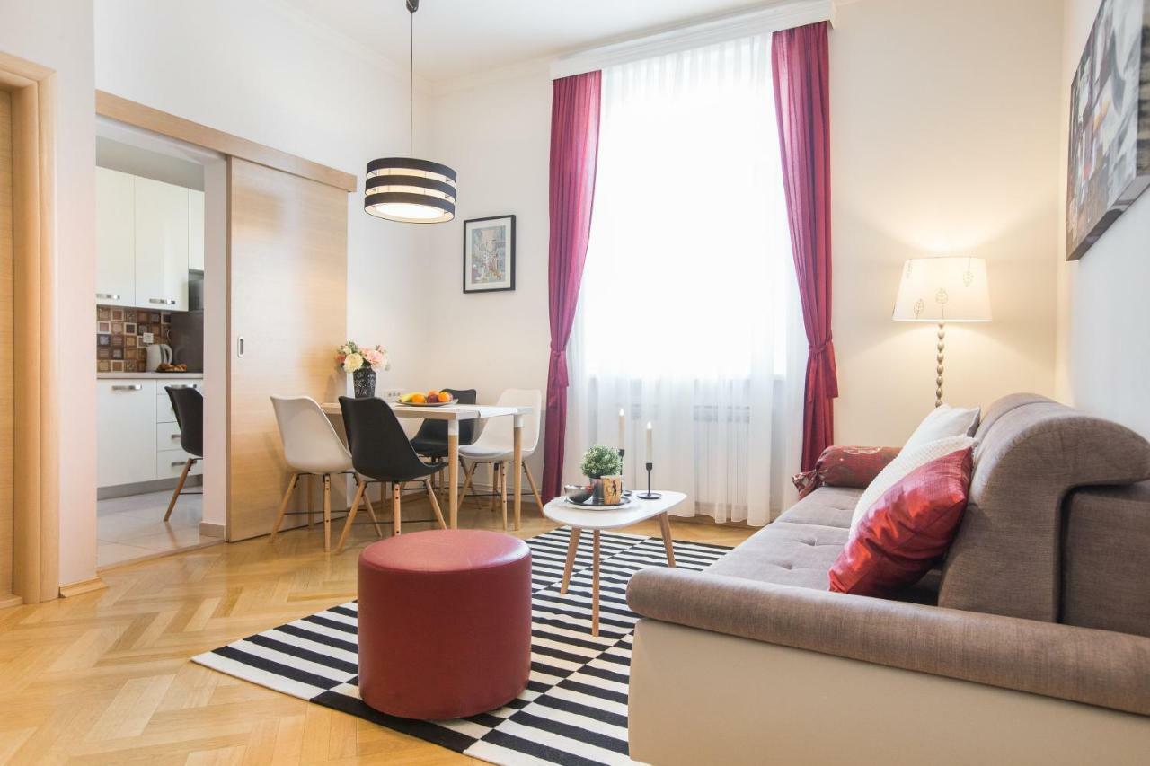 Angela Main Street Luxury Apartment Zagreb Extérieur photo